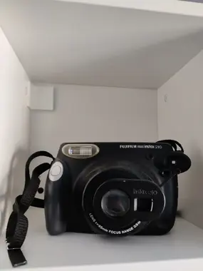 fuji instax 210