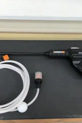 Аккумуляторная автомойка Worx