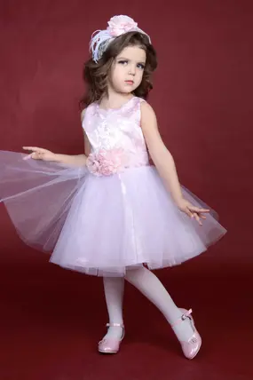 Нарядное платье на шнуровке Алекса