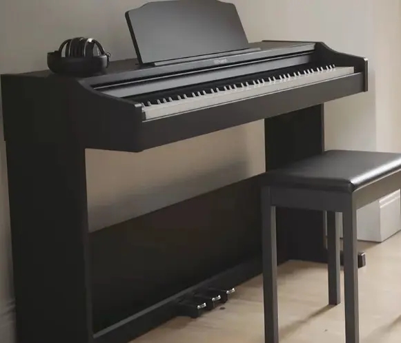 Цифровое пианино Roland RP102-BK 